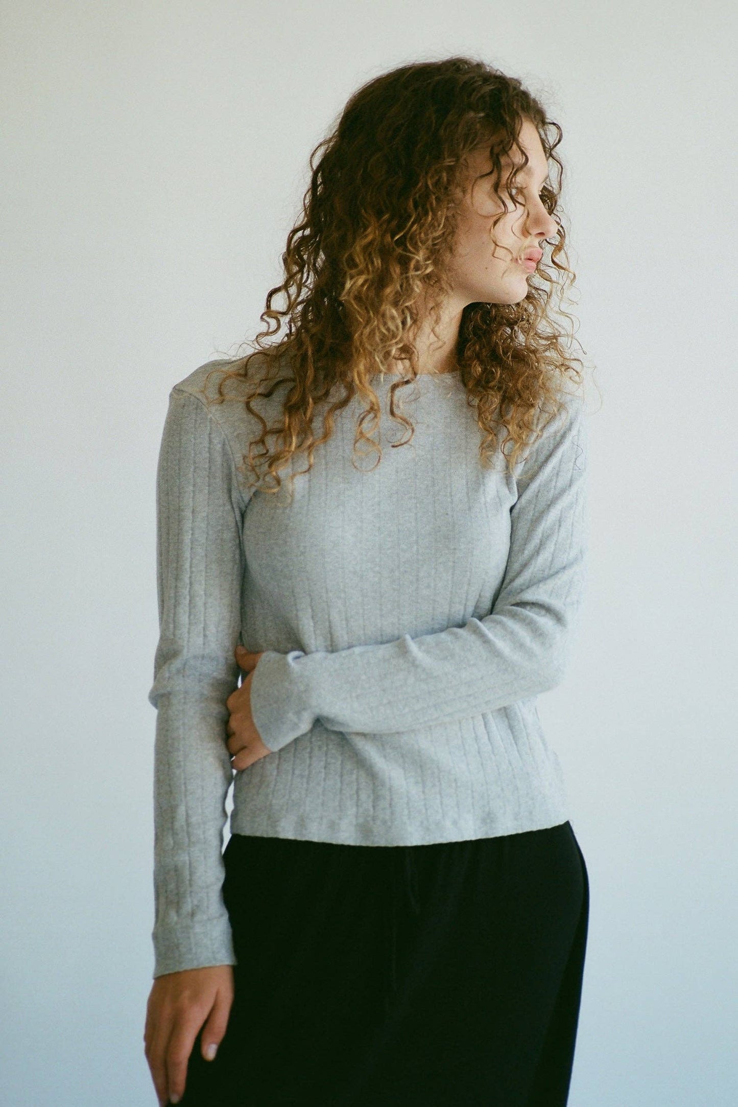 The Nephele Textured Long Sleeve // Heather Grey